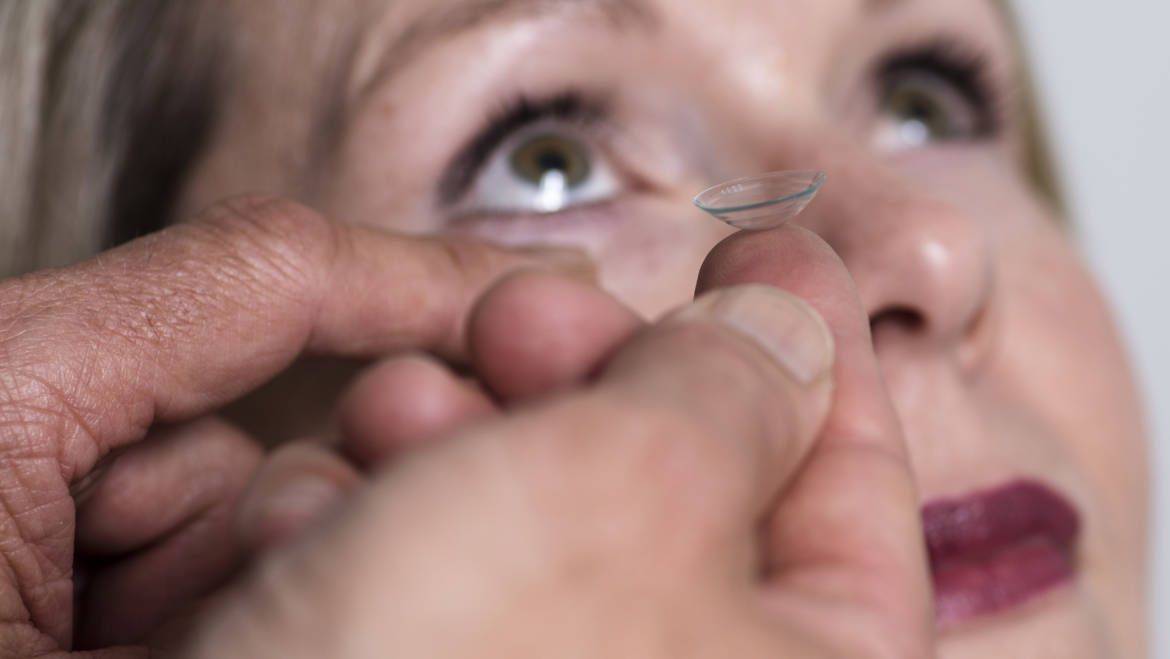 soft hard contacts